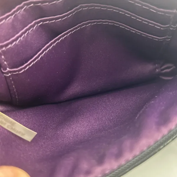 Coach Signature C Black Patent Trim Wristlet‎ Purple Lining Card Slots - Image 6