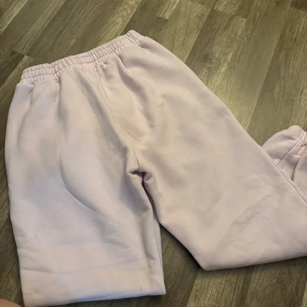 Comfrt Pastel Pink Heavyweight Sweatpants - Image 2