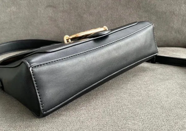 Coach Jade Shoulder Bag With Linear Quilting - Image 5