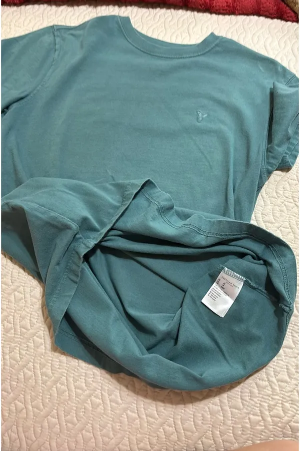 American Eagle T-Shirt - Image 6