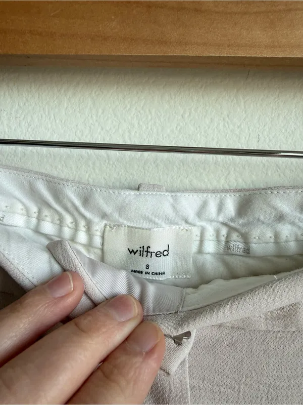 Wilfred Aritzia The Effortless Pant Cropped Beige Pleated Trousers Size 8 - Image 6