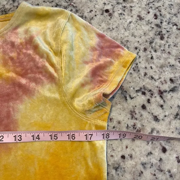 Free People Velvet Top Women Large Yellow Tie Dye Boho Short Sleeve OB1075881 - Image 5