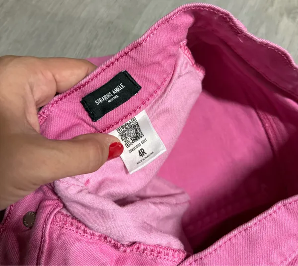 Express high rise straight ankle jeans - Image 6