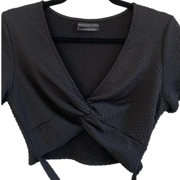 Urban Outfitters Black Tasha Twist Front Wrap Crop Top Black Size Large - Image 3