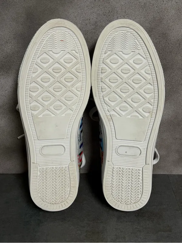 Realtor Canvas Sneakers Women's Size 8 White/Multicolor - Image 16