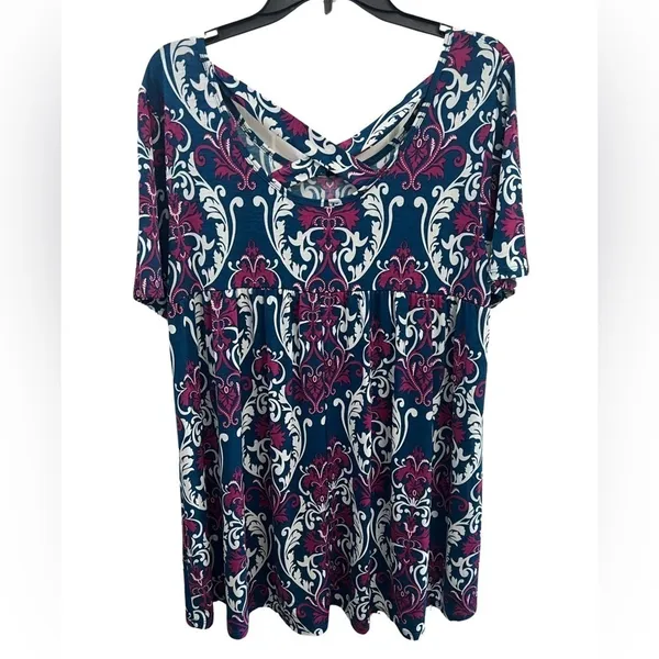 Paisley Crisscross Back Shortsleeve Tunic Top - Image 2