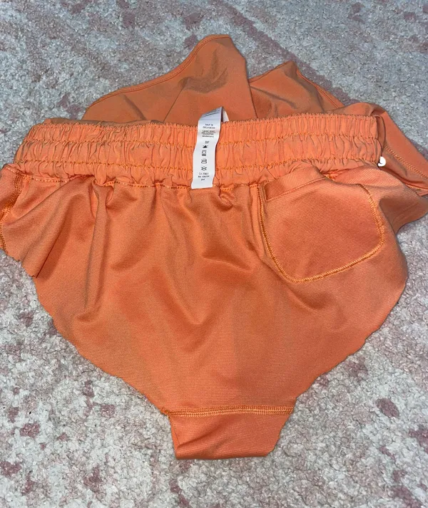 Lululemon Hotty Hot Shorts 4” - Image 5