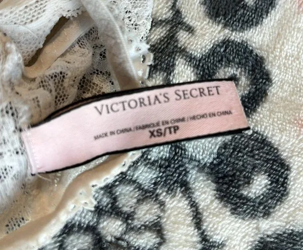 Victoria's Secret Romantic Lace Bralette - Image 5
