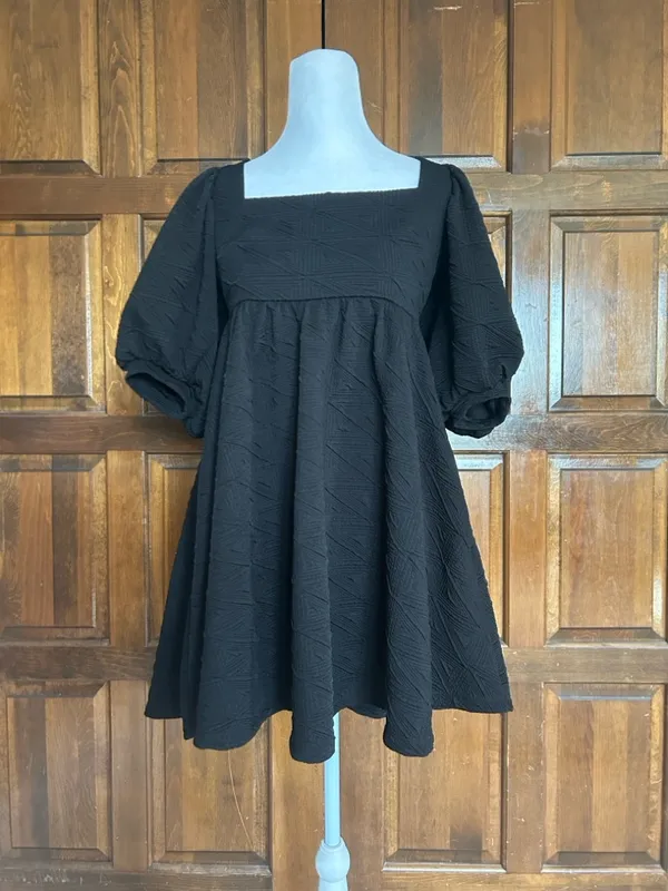 Free People Violet Mini Dress Black Textured Puff Sleeve Empire‎ Waist XS - Image 3