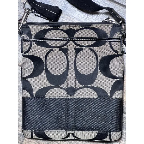 Coach Signature Stripe Swingpack Bag Black Grey‎ Jacquard Crossbody Small Y2K - Image 3