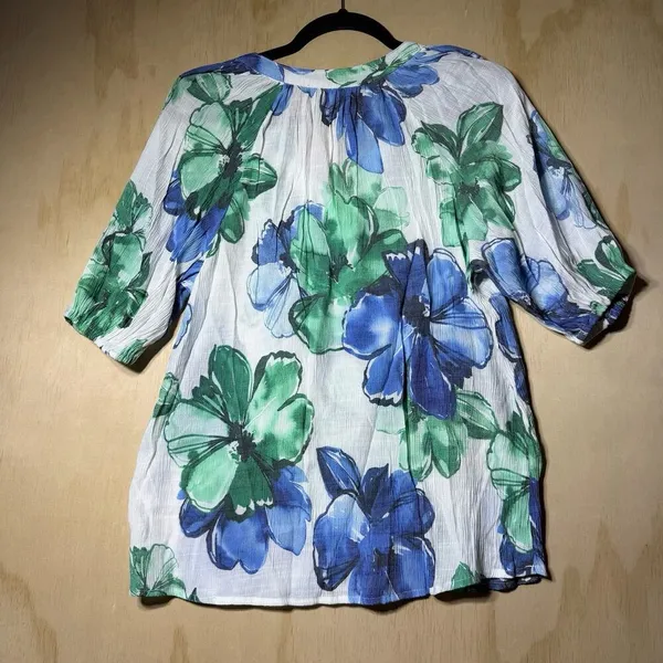 By Design Floral Blouse Women’s Medium Blue Green Tie Neck Short Sleeve Top‎ - Image 8