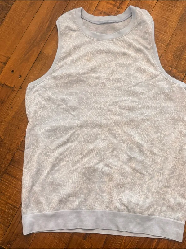 Lululemon Swiftly Breathe Muscle Tank - Image 2