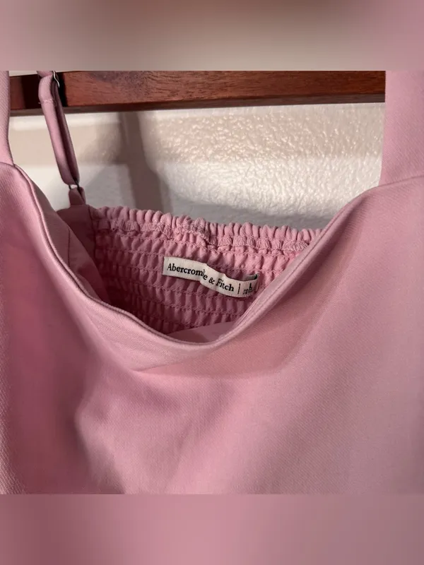 Abercrombie Pink Set Ruffled Tank Top and Trousers Dress Shorts - Image 2