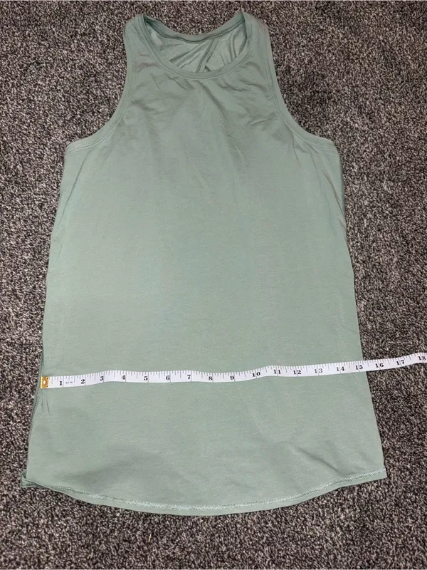 Lululemon Women’s Racerback Green Tank top - Image 6