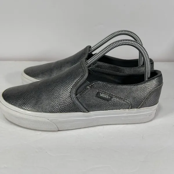 Vans Classic Slip-On Metallic Silver Snake Skin Pebble Texture Women's Size 7.5 - Image 2
