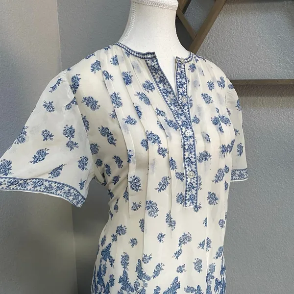 Max Studio White Blouse Floral Butterfly Short Sleeve Blouse Boho Coastal Casual - Image 2