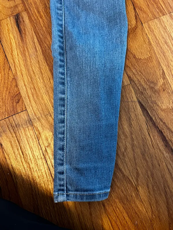 Hollister Jeans - Image 3