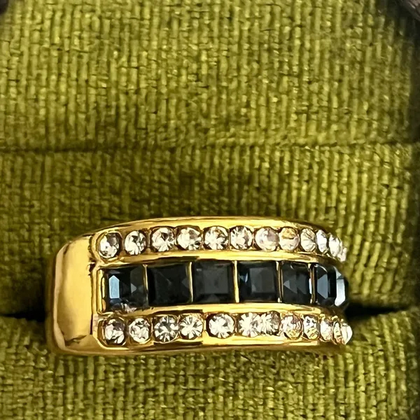 Gold-Tone Blue Crystal and Rhinestone Three-Row Band Ring 8mm Unisex Band Size 9 - Image 4