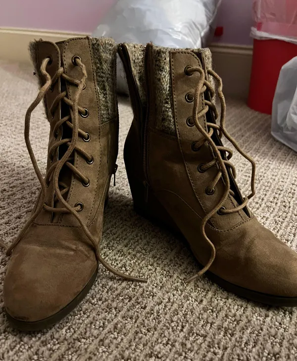 Brown Heeled Boots Size 10 - Image 2