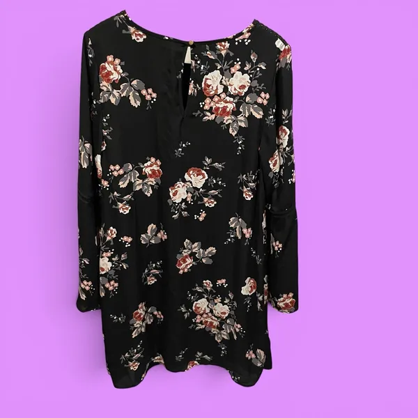 Cute flowy floral bell sleeve lattice trim midi dress Isabel Maternity lined - Image 2