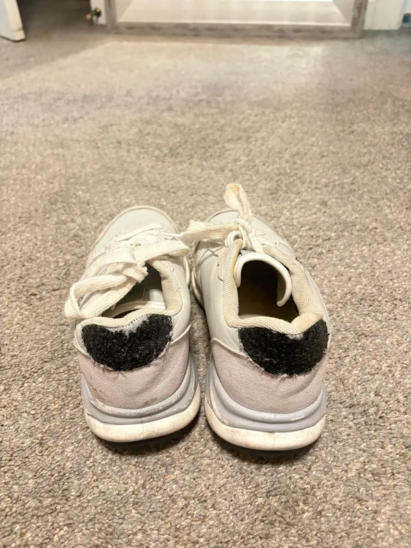 Vintage Havana Sneakers - Image 2