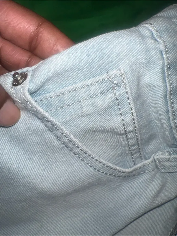 Princess Polly Light Blue High-Rise Denim Shorts size 4 - Image 4