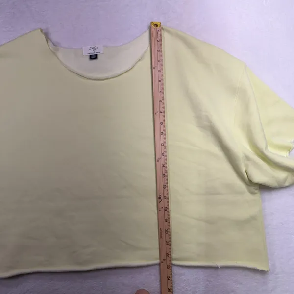 American Eagle XXL Cropped Sweatshirt Yellow Short Sleeve Raw Hem Boxy Fit Top - Image 10