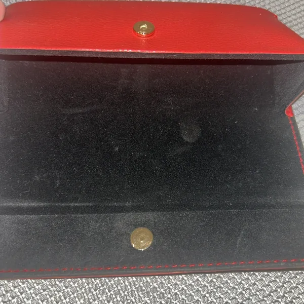 Guess Red Faux Leather Eyeglass Case Soft‎ Pouch Snap Closure - Image 4