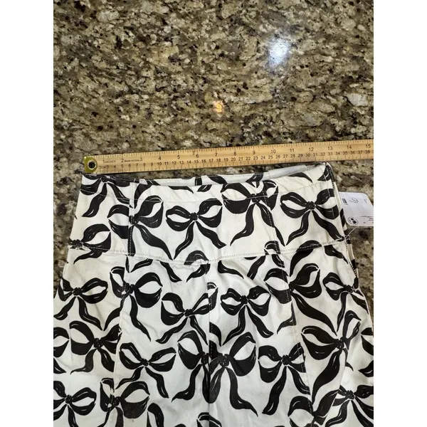 Free People Spotlight Printed High Rise Wide Leg Jeans We the Free Size 27 Bows - Image 11