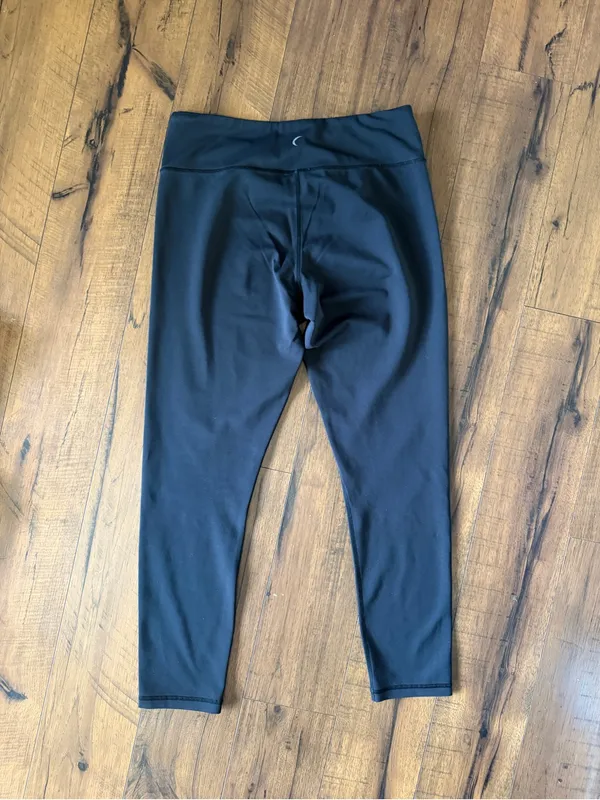 Zyia Active High-Waisted Black Active Leggings - Image 2