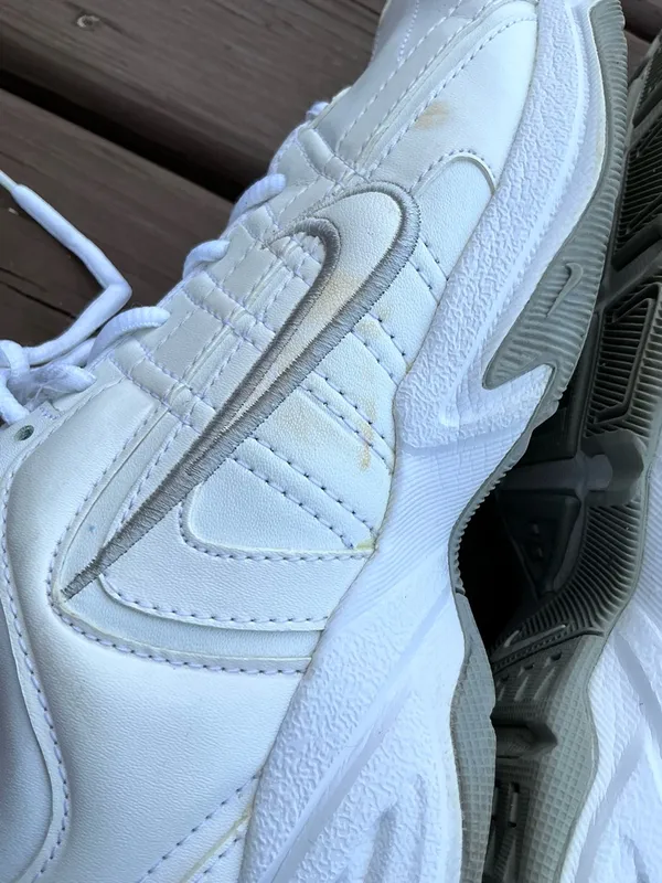 Women’s NIKE athletic sneakers 🌟 - Image 7