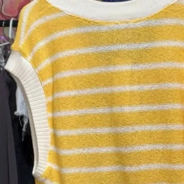 Zara Yellow and White Striped Zara V-Neck Sleeveless Knit Sweater Medium (NWT) - Image 8