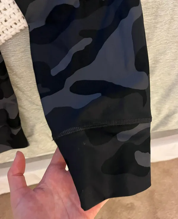 Athletic camo joggers - Image 4
