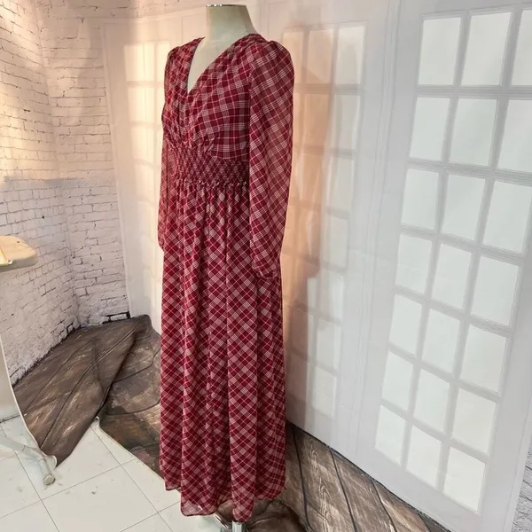 Gal meets glam Robyn maroon plaid long sleeve maxi dress size 0 - Image 5