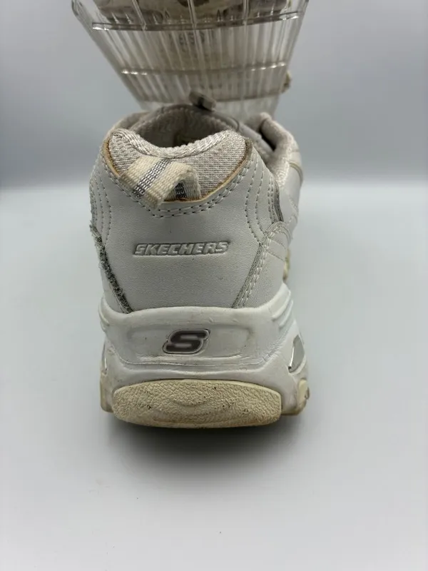 Skechers Women’s 11420EW DLites Wide Comfort Sneakers 9 W White Leather Lace Up - Image 5