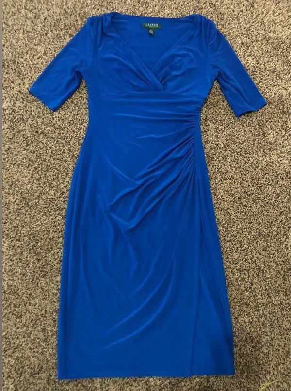 Lauren by Ralph Lauren Rusched Faux Wrap Dress in Blue. Size 2 - Image 2