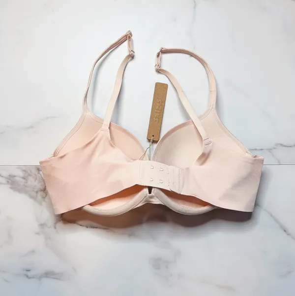 NWT Skims Ultimate Push Up Plunge Bra  - Image 4