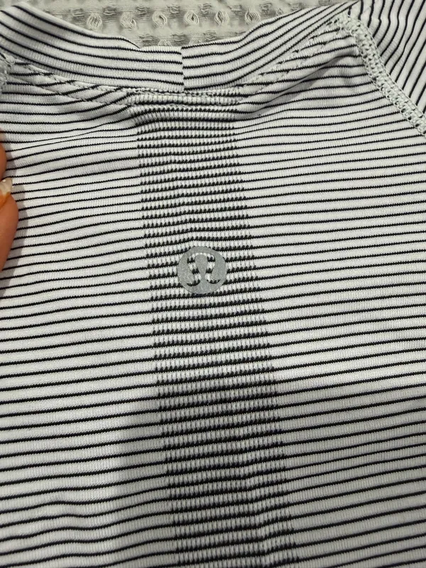 Lululemon Swiftly Short Sleeve - Image 3