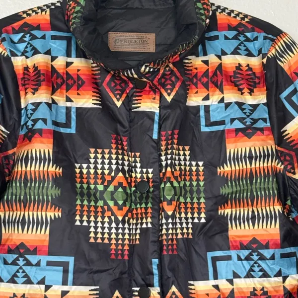 Pendleton Bitterroot Reversible Down Puffer Jacket Size Medium - Image 11