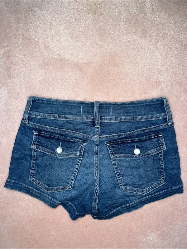 Hollister Low Rise Shortie Short Denim Shorts - Image 2