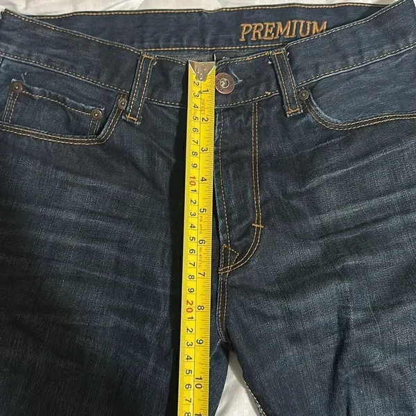 Gap Straight Fit Jeans Dark Wash Waist 28, Inseam 29 inches - Image 4