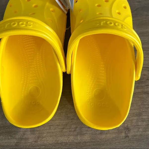 CROCS NEW Unisex Ralen Yellow Clog Size 8 or 10 #B1866 - Image 4