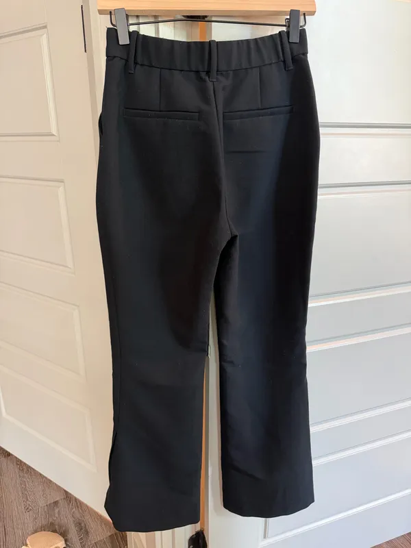 Abercrombie & Fitch Women's Tailored Flare Pant - Image 6