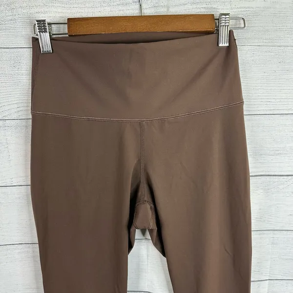 Everlane Womens size Medium Perform Ankle Leggings Brown - Image 3