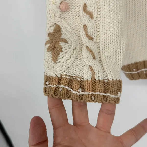 Vintage Floral Embroidered Cable Knit Sweater Cream‎ Pink Small Cottage - Image 5