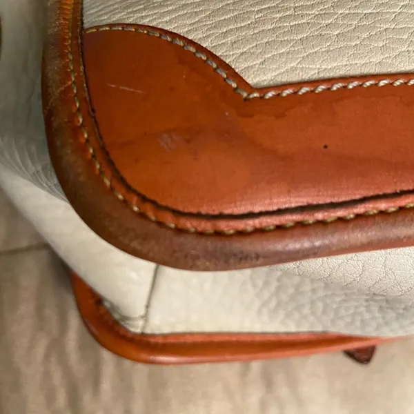 Dooney & Bourke All Weather Leather vintage bag - Image 7