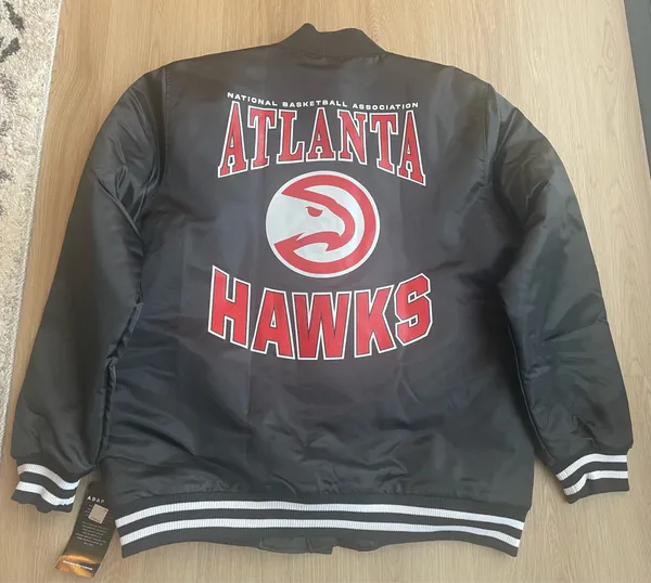 Atlanta Hawks Adaptive Bomber Jacket Size Large Black - Image 2