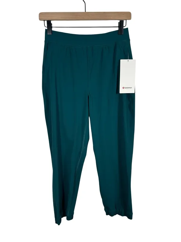 Lululemon Adapted‎ State High Rise Cropped Jogger 23 Size 4 Green NWT - Image 3