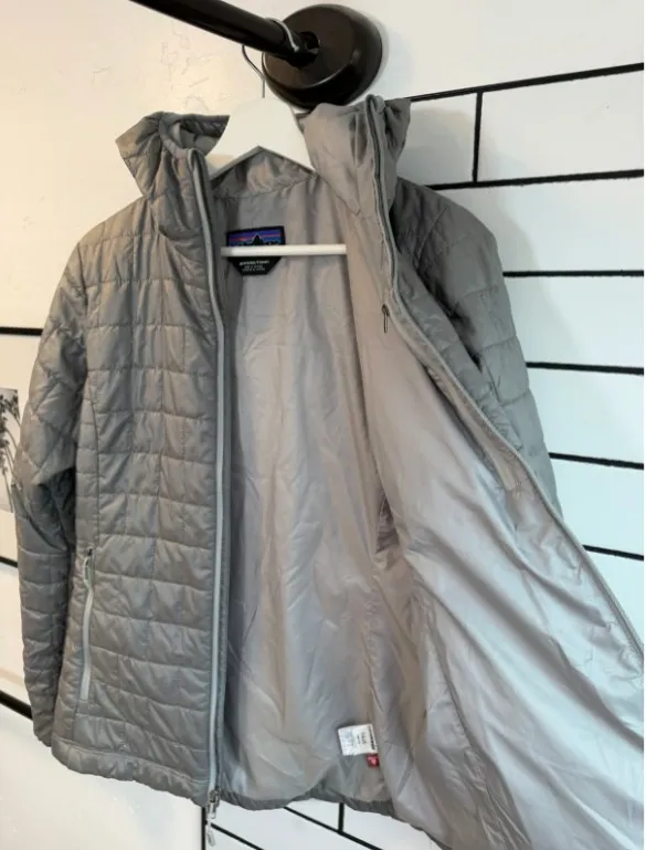 Patagonia Nano Puff Hoody Jacket, women’s size M - Image 8