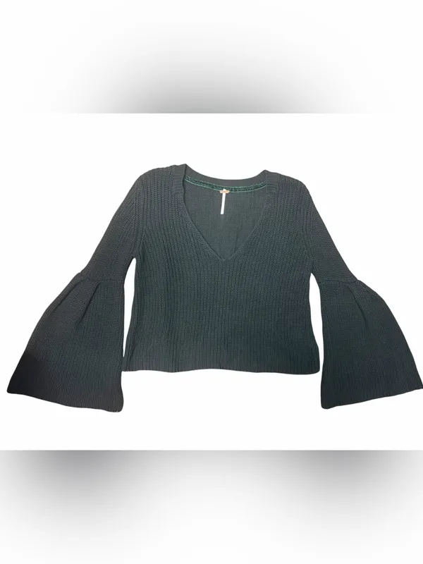 Free People Black Bell Sleeve V Neck Cotton Knit Sweater Medium 70s Cropped - Image 4
